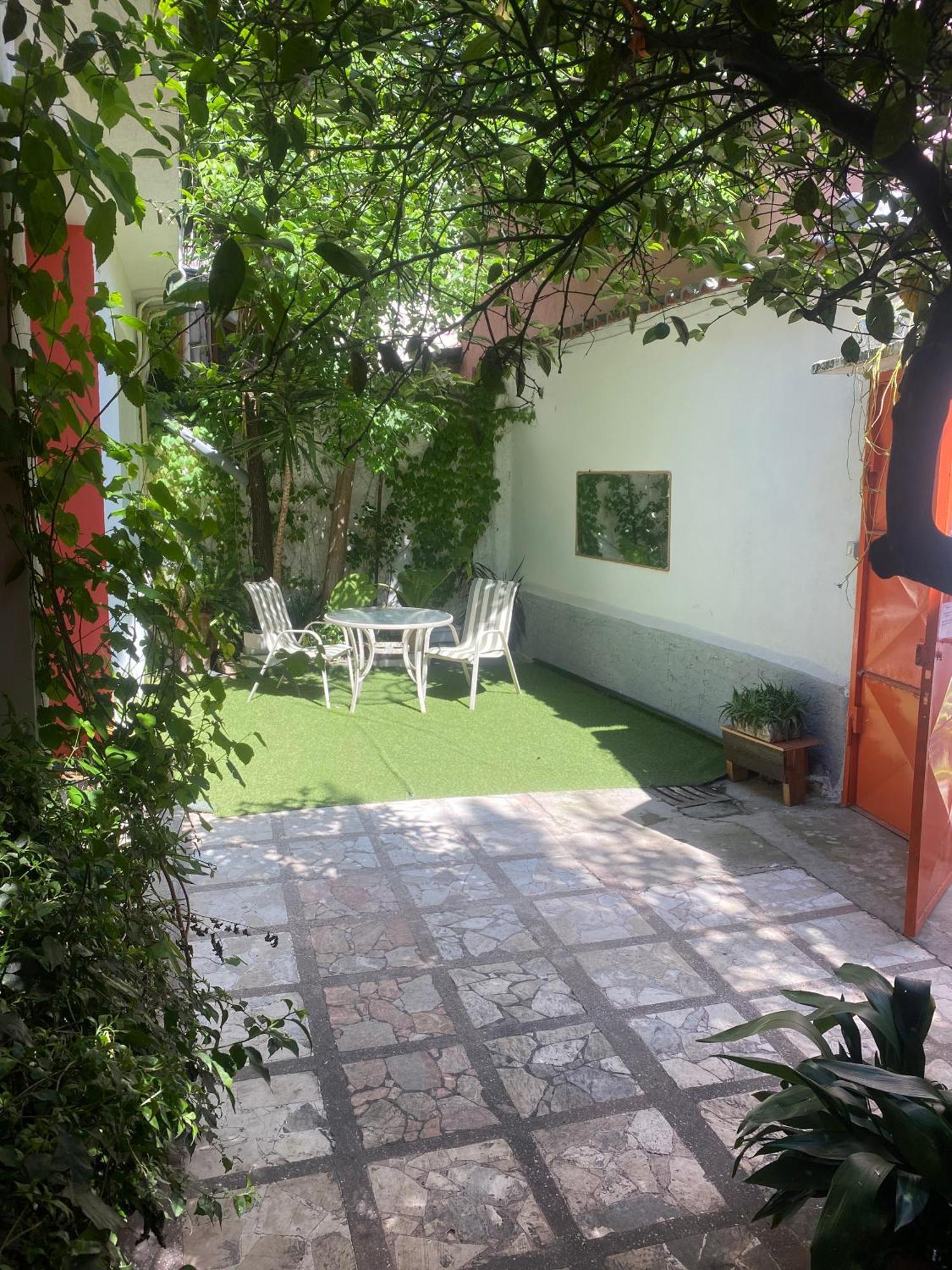 Trip'N'Hostel Chill Zone Tirana Zewnętrze zdjęcie